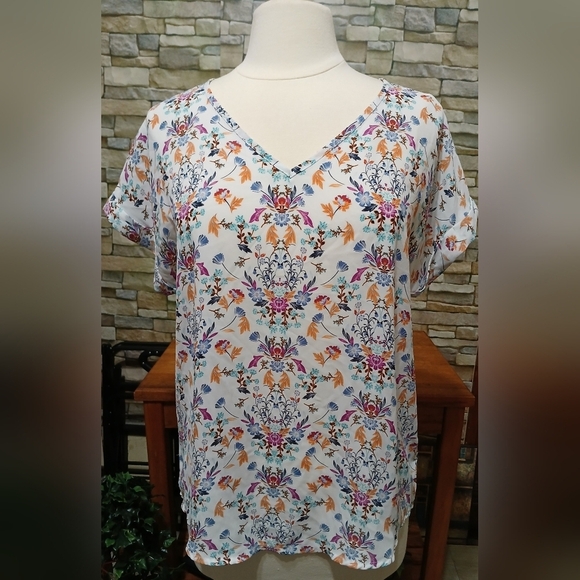 Pink Rose Tops - Pink Rose White Floral Relaxed Blouse Airy Fit Large